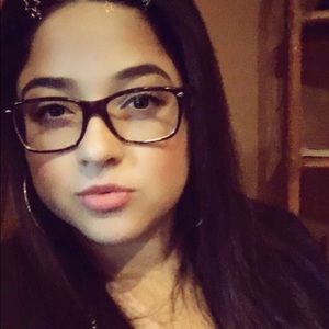 Meet your Posher, Odette